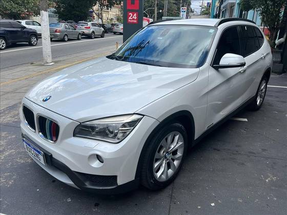BMW X1 2.0 18I S-DRIVE 4X2 16V GASOLINA 4P AUTOMÁTICO BMW X1 2.0 18I S-DRIVE 4X2 16V GASOLINA 4P AUTOMÁTICO